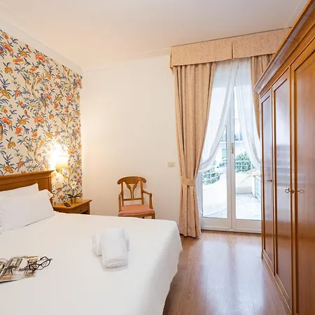 Hotel Lvg Hotel Collection - Majestic 4*