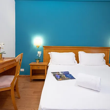 Majestic Hotel 4*