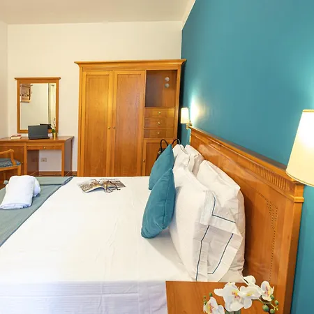 Majestic By Lvg Collection Hotel 4*