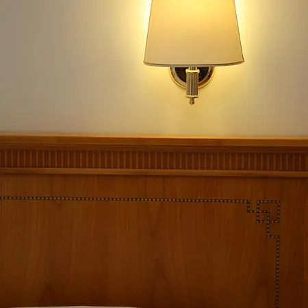 Lvg Hotel Collection - Majestic Hotel 4*