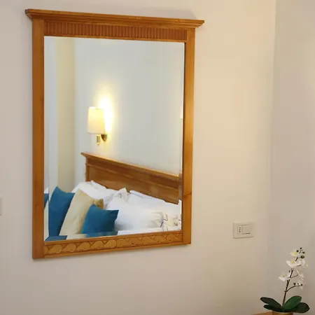 Hotel Lvg Collection - Majestic 4*