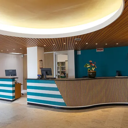 Hotel Majestic By Lvg Collection 4*