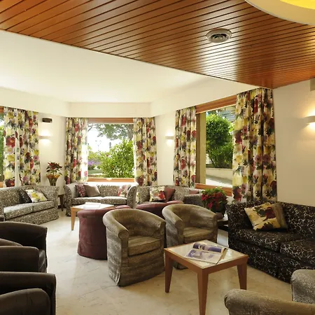 Lvg Hotel Collection - Majestic Hotel 4*