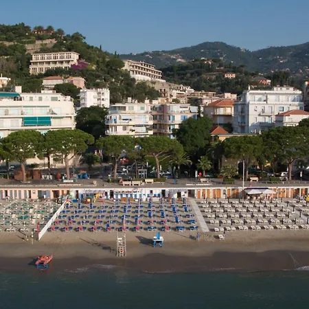 Lvg Hotel Collection - Majestic Alassio