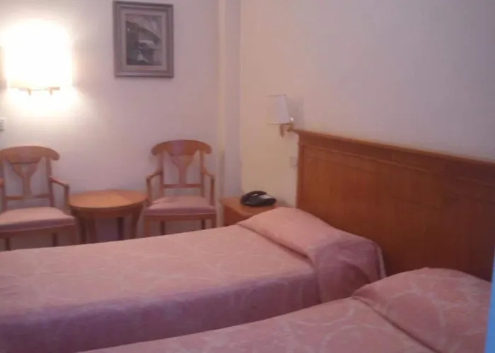 Lvg Collection - Majestic Hotel 4*