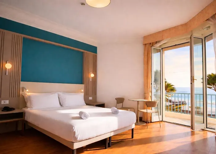 Lvg Collection - Majestic Hotel 4*