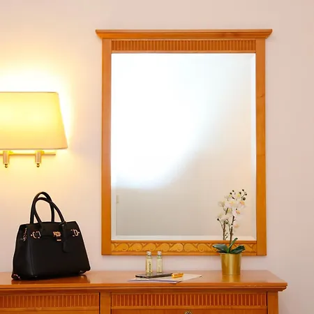 Lvg Collection - Majestic Hotel Alassio