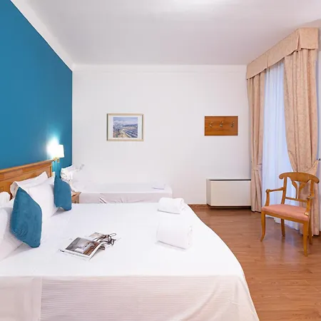 Lvg Hotel Collection - Majestic