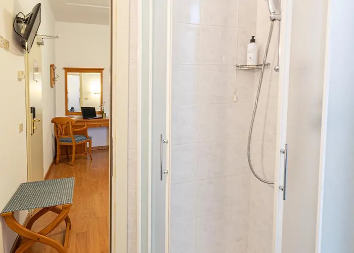 Lvg Hotel Collection - Majestic Alassio