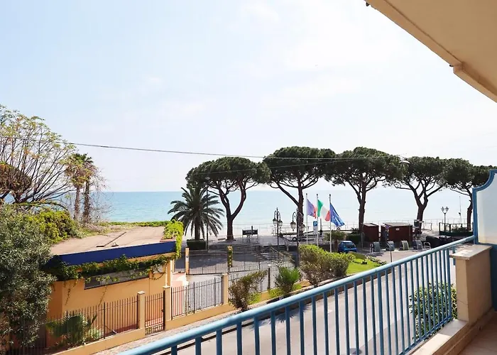 Lvg Hotel Collection - Majestic Alassio