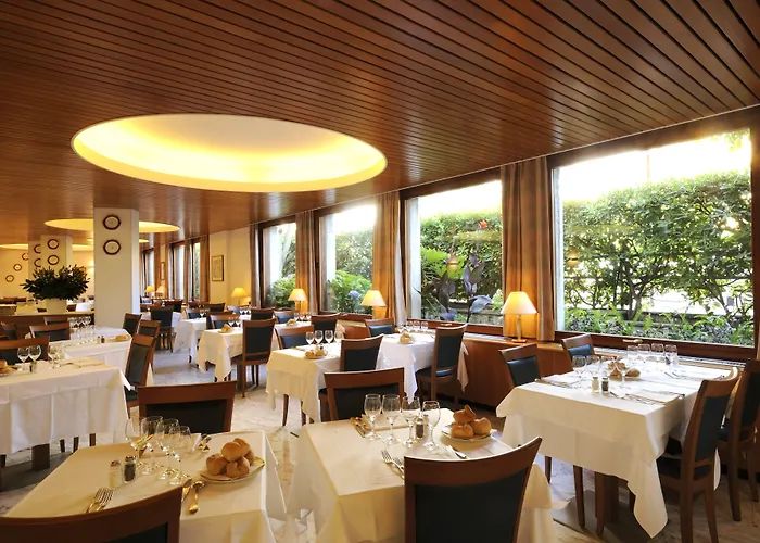 Lvg Collection - Majestic Hotel 4*