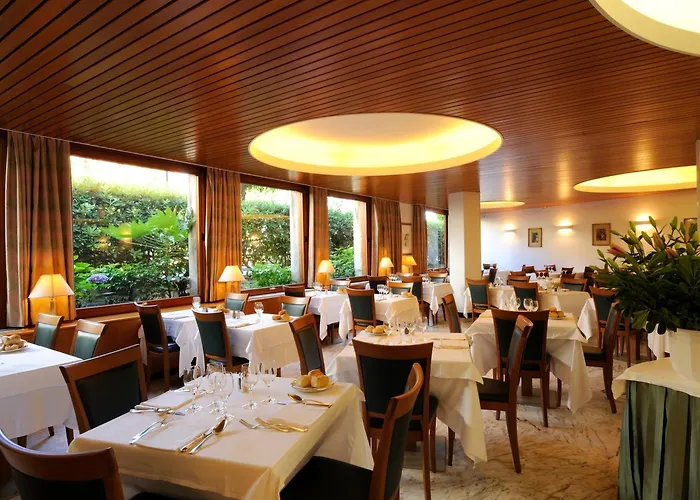 Lvg Hotel Collection - Majestic 4*