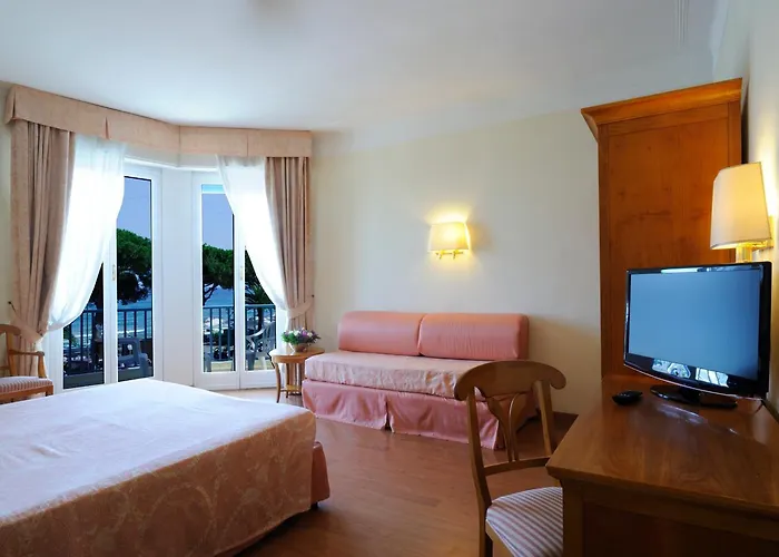 Hotel Lvg Hotel Collection - Majestic 4*